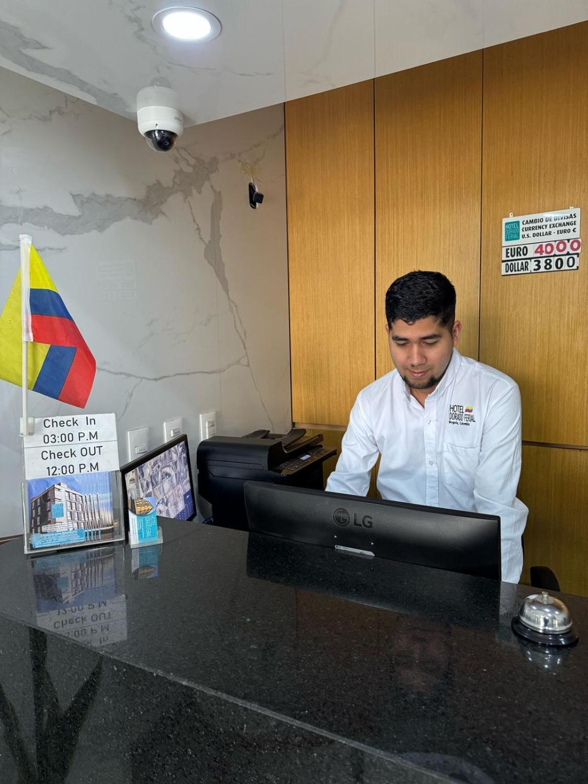 Hotel Dorado Ferial ボゴタ エクステリア 写真